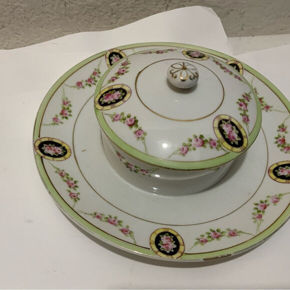 Vintage Nippon Hand Painted Porcelain butter dish with lid - Picture 2 of 7
